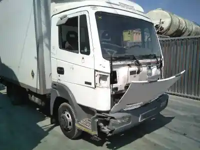 Veicolo di demolizione nissan atleon 110 dell'anno 2005 alimentato bd30d