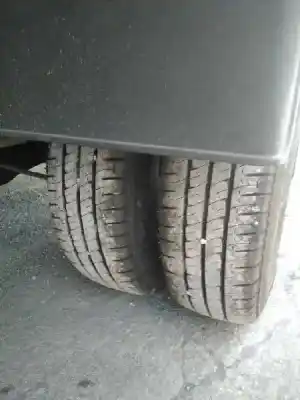 Veicolo di demolizione nissan atleon 110 dell'anno 2005 alimentato bd30d