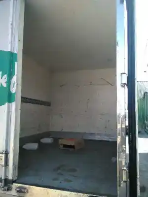 Veicolo di demolizione nissan atleon 110 dell'anno 2005 alimentato bd30