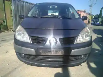 Veicolo di demolizione renault                                            scenic ii                                                                                                                                                                                                                                                  luxe dynamique                                                                                                                                                                                                                                             dell'anno 2007 alimentato k9k p7
