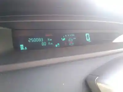 Veicolo di demolizione renault                                            scenic ii                                                                                                                                                                                                                                                  luxe dynamique                                                                                                                                                                                                                                             dell'anno 2007 alimentato k9k p7