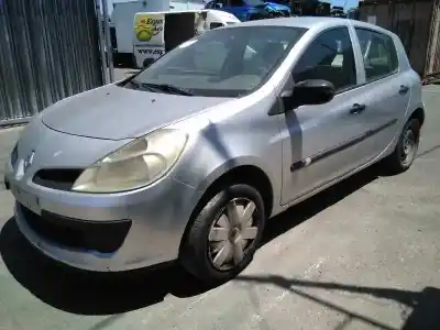 Scrapping Vehicle renault clio iii style of the year 2008 powered k9k m7