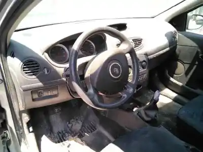 Scrapping Vehicle renault clio iii style of the year 2008 powered k9k m7