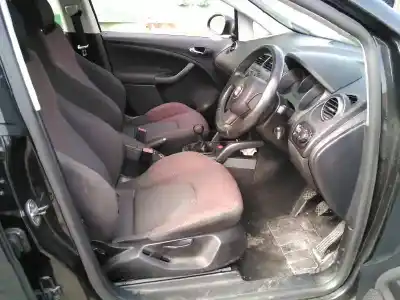Vehicul casat seat altea (5p1) select al anului 2006 alimentat bse