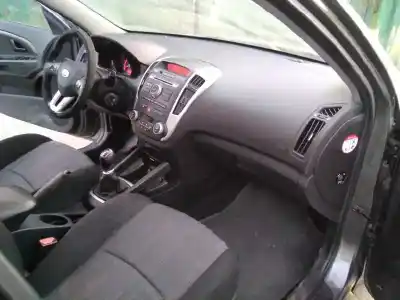 Scrapping Vehicle kia cee´d drive of the year 2010 powered d4fbw