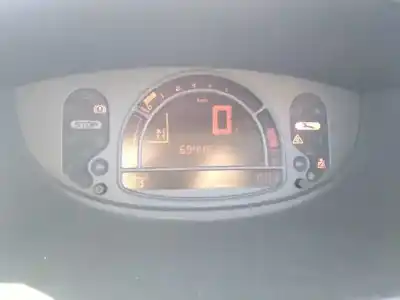 Scrapping Vehicle renault grand modus dynamique of the year 2008 powered k4mc8