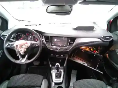 Veículo de Sucata opel crossland x innovation do ano 2018 alimentado dv5rc / yh01