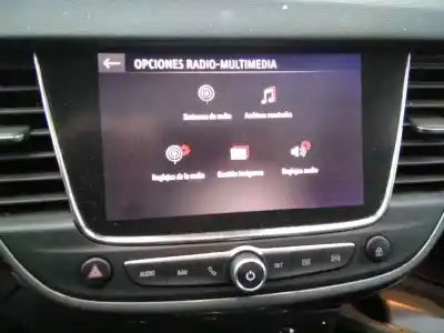 Veículo de Sucata opel crossland x innovation do ano 2018 alimentado dv5rc / yh01