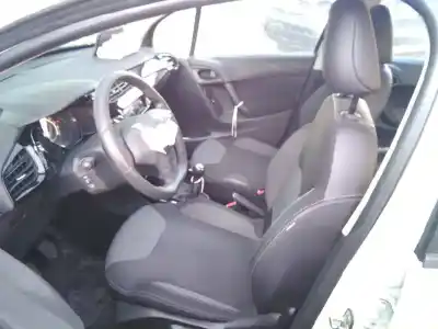 Veicolo di demolizione citroen c3 attraction dell'anno 2014 alimentato 8h01