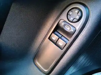 Veicolo di demolizione citroen c3 attraction dell'anno 2014 alimentato 8h01