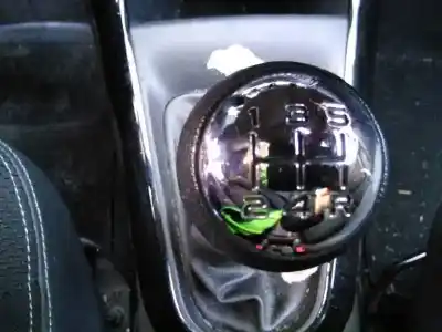 Veicolo di demolizione citroen c3 attraction dell'anno 2014 alimentato 8h01