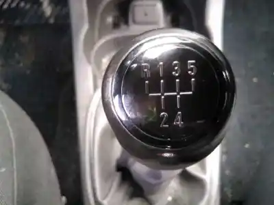 Veículo de Sucata opel corsa d expression do ano 2012 alimentado a13dtc