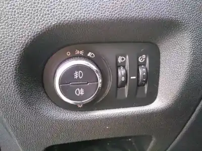 Veículo de Sucata opel corsa d expression do ano 2012 alimentado a13dtc