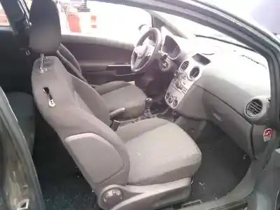 Veículo de Sucata opel corsa d expression do ano 2012 alimentado a13dtc