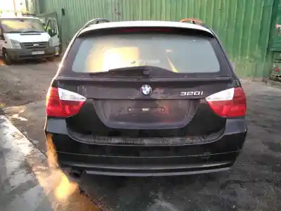 Scrapping Vehicle bmw serie 3 touring (e91) 320i of the year 2006 powered n46b20b