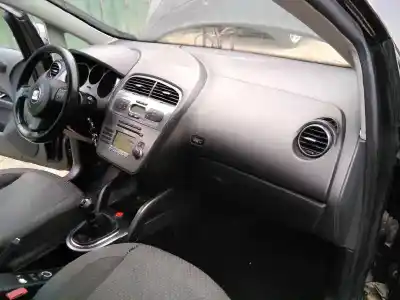 Vehicul casat seat altea (5p1) reference al anului 2007 alimentat bxe