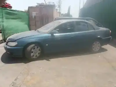 Veículo de Sucata opel omega b elegance berlina do ano 2001 alimentado y25dt