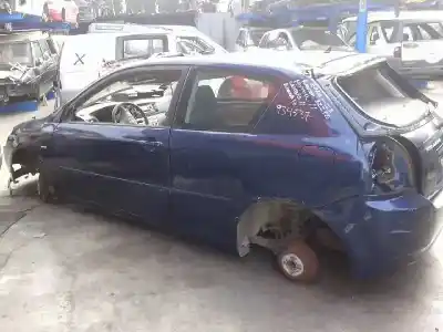 Scrapping Vehicle toyota corolla (e12) 1.6 16v of the year 2002 powered 3zzfe
