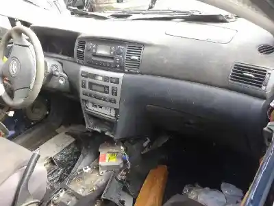 Scrapping Vehicle toyota corolla (e12) 1.6 16v of the year 2002 powered 3zzfe