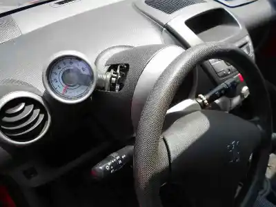 Veículo de Sucata peugeot 107 1.0 cat (384f) do ano 2006 alimentado 1kr