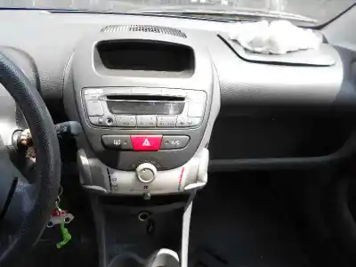 Veículo de Sucata peugeot 107 1.0 cat (384f) do ano 2006 alimentado 1kr