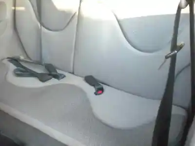 Vehicul casat nissan micra (k11) cga3 al anului 2001 alimentat cga3