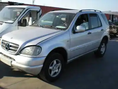 Vehículo de desguace MERCEDES CLASE M (W163) 2.7 CDI 20V CAT del año 2001 con motor 612963