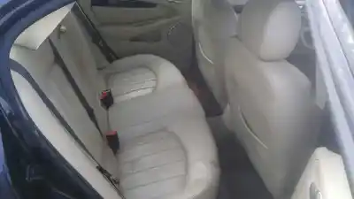 Veicolo di demolizione jaguar x-type 2.2 d classic dell'anno 2005 alimentato bg