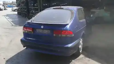 Veículo de Sucata saab 9-3 berlina 2.2 tid do ano 2001 alimentado d223l