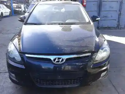 Veicolo di demolizione HYUNDAI I30 1.6 CRDi CAT dell'anno 2009 alimentato D4FB