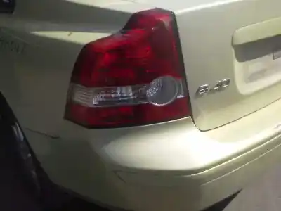 Veículo de Sucata volvo s40 berlina 2.0 diesel cat do ano 2004 alimentado d4204t