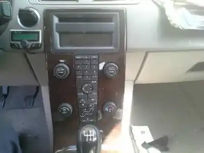 Veículo de Sucata volvo s40 berlina 2.0 diesel cat do ano 2004 alimentado d4204t