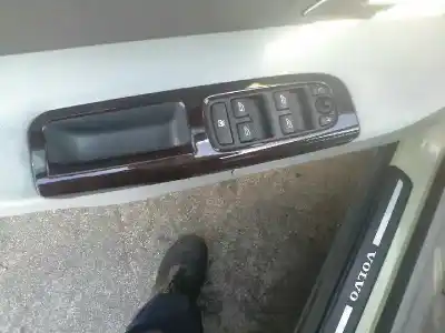 Veículo de Sucata volvo s40 berlina 2.0 diesel cat do ano 2004 alimentado d4204t