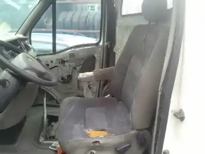 Scrapping Vehicle renault master ii phase 2 combi 3.0 dci diesel cat (zd3) of the year 2005 powered zd3a2