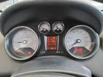 Veículo de Sucata peugeot 308 sport do ano 2008 alimentado 9hz o 9h01