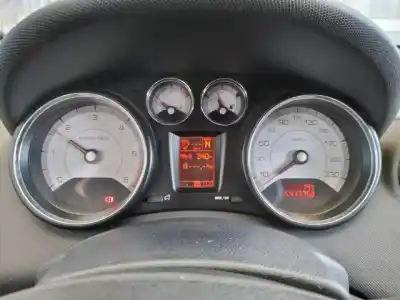 Veículo de Sucata peugeot 308 sport do ano 2008 alimentado 9hz o 9h01