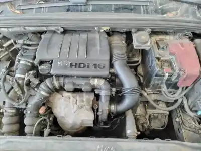 Veículo de Sucata peugeot 308 sport do ano 2008 alimentado 9hz o 9h01