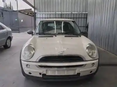Scrapping Vehicle bmw mini (r50,r53) one d of the year 2004 powered 1nd