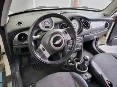 Scrapping Vehicle bmw mini (r50,r53) one d of the year 2004 powered 1nd