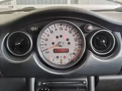 Scrapping Vehicle bmw mini (r50,r53) one d of the year 2004 powered 1nd