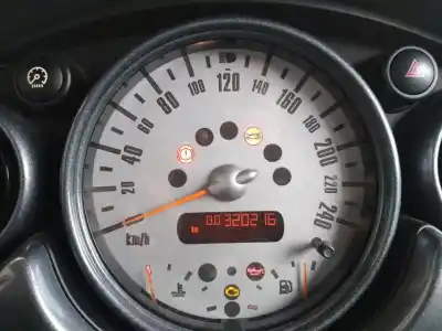 Scrapping Vehicle bmw mini (r50,r53) one d of the year 2004 powered 1nd