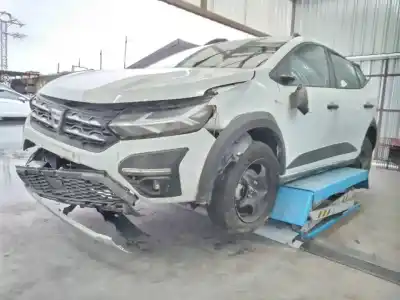 Veículo de Sucata dacia sandero iii stepway comfort do ano 2021 alimentado h4de4