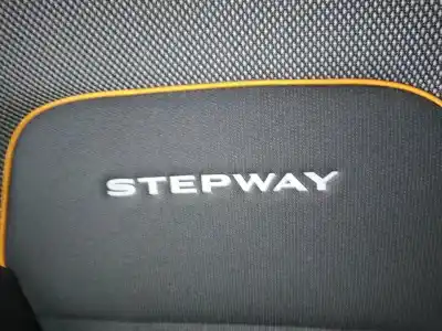 Veículo de Sucata dacia sandero iii stepway comfort do ano 2021 alimentado h4de4