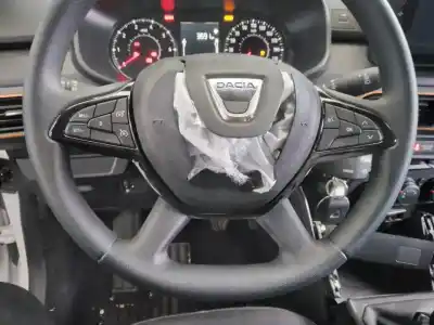 Veículo de Sucata dacia sandero iii stepway comfort do ano 2021 alimentado h4de4