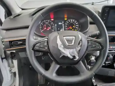 Veículo de Sucata dacia sandero iii stepway comfort do ano 2021 alimentado h4de4