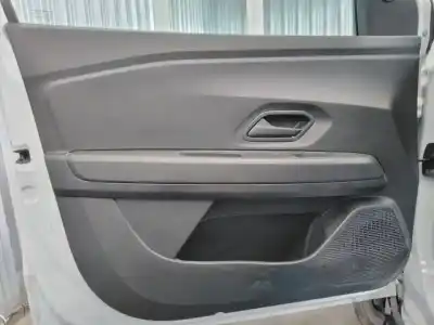 Veículo de Sucata dacia sandero iii stepway comfort do ano 2021 alimentado h4de4