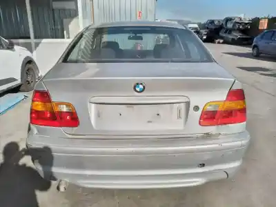 Vehicul casat bmw serie 3 berlina (e46) 318i al anului 2002 alimentat n42b20a