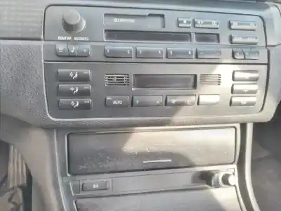 Vehicul casat bmw serie 3 berlina (e46) 318i al anului 2002 alimentat n42b20a