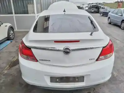 Veículo de Sucata opel insignia berlina essentia do ano 2011 alimentado a20dt