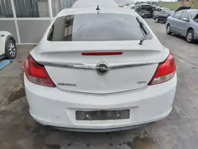 Veículo de Sucata opel insignia berlina essentia do ano 2011 alimentado a20dt
